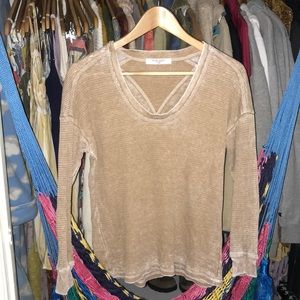 Urban Outfitters Brown Long Sleeve Tee (T-Shirt)XS